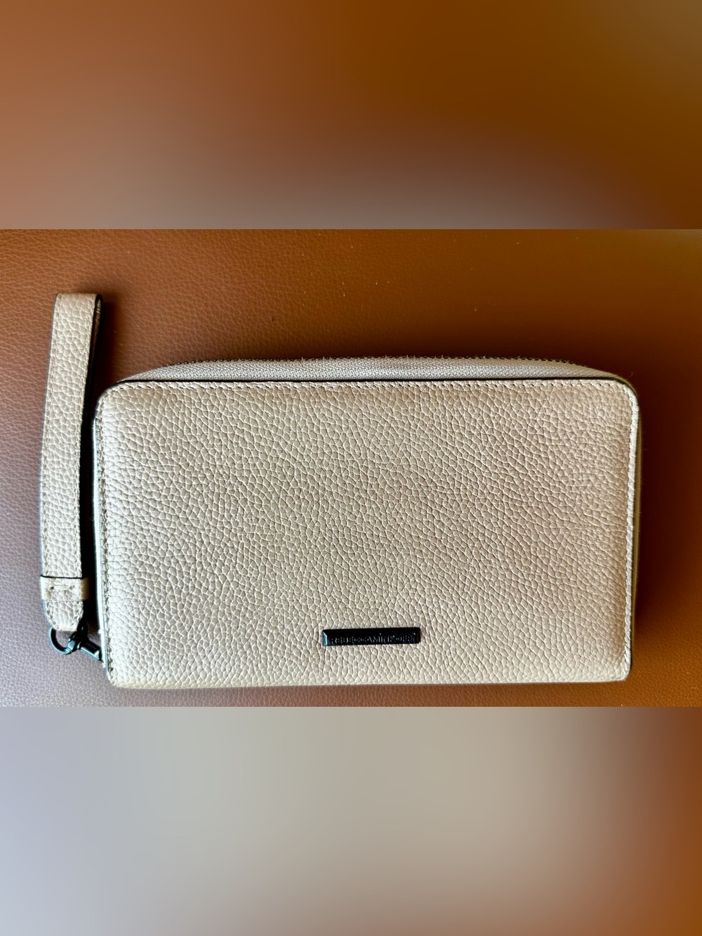 Rebecca Minkoff pebbled Leather Wallet/Wristlet w/detachable leather strap.